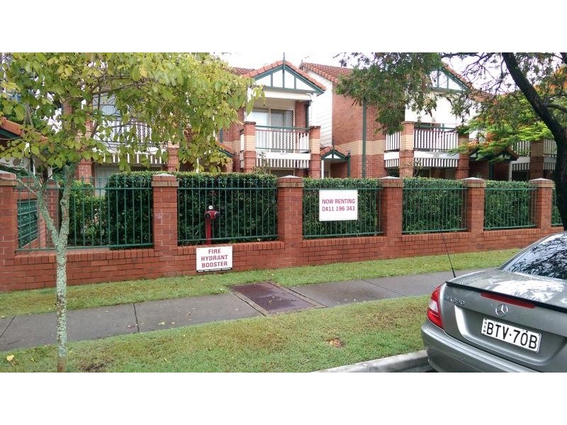 53 Bauer Street, Southport QLD 4215