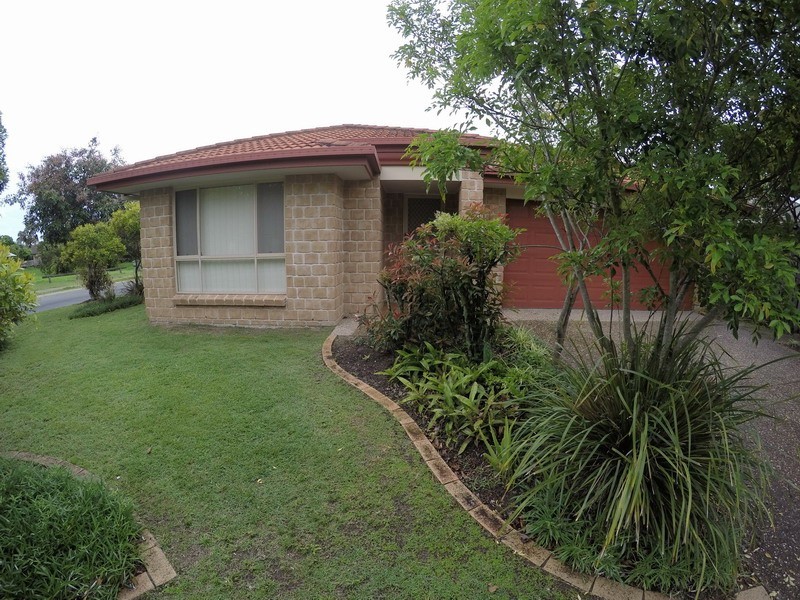 4 Tracey Crescent, Varsity Lakes QLD 4227