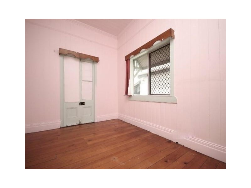 55 Cleveland Street, Greenslopes QLD 4120