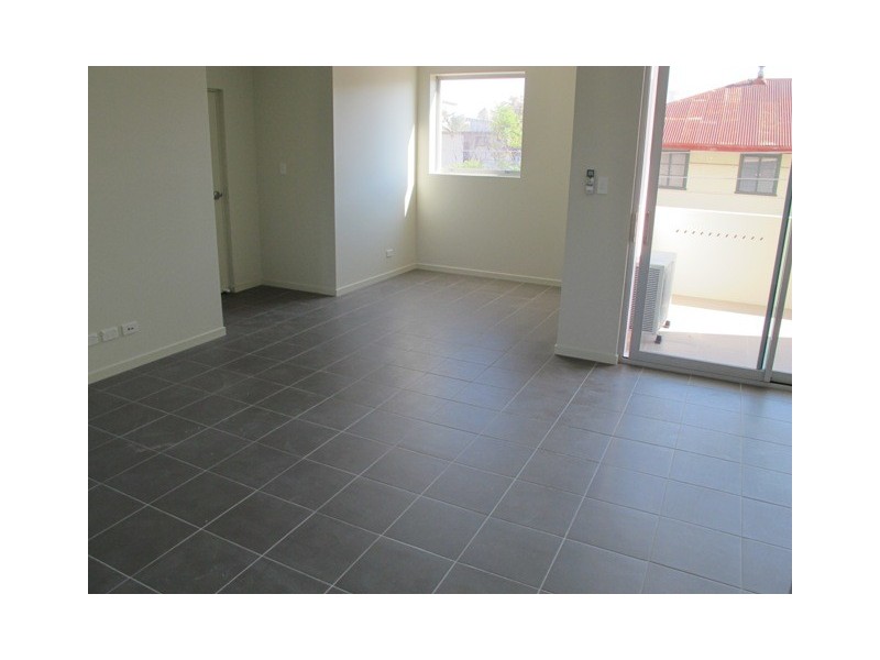 5/803 MAIN STREET, Kangaroo Point QLD 4169