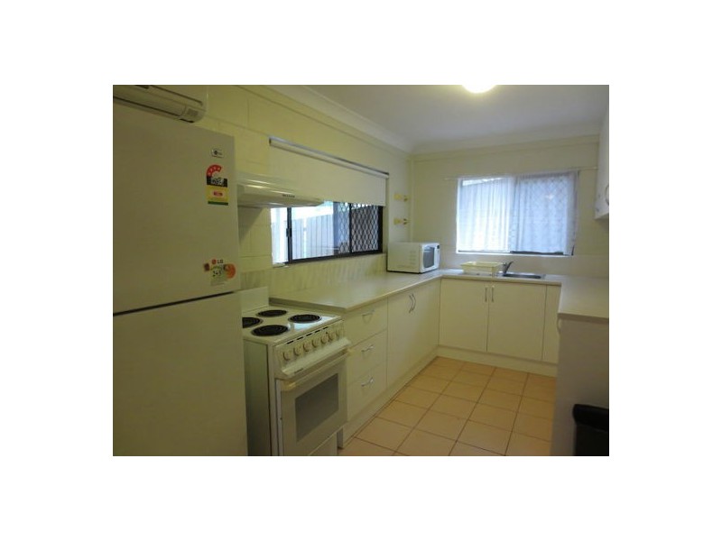 74 Dell Road, St Lucia QLD 4067