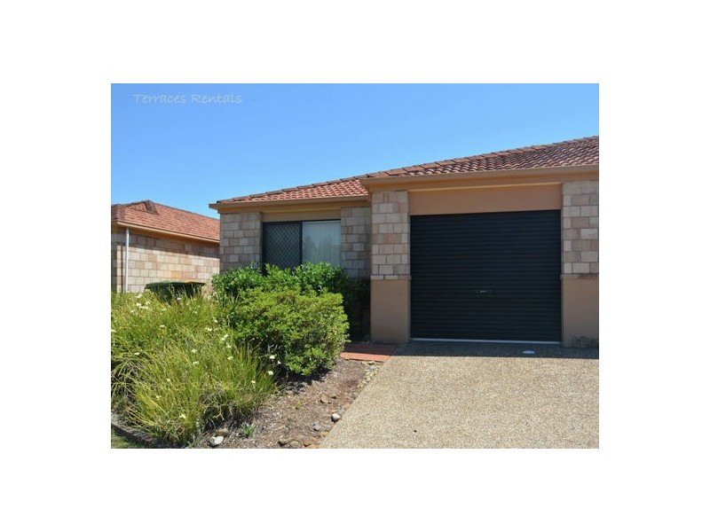 1b/24 Amsonia Court,, Arundel QLD 4214