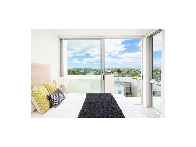 11-17 Lytton Road, East Brisbane QLD 4169