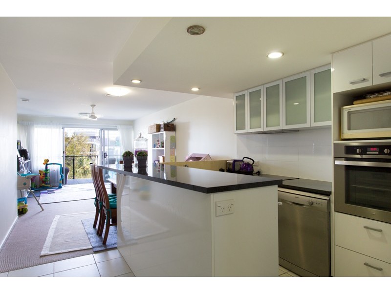 93/57 Grand Parade, Kawana Island QLD 4575