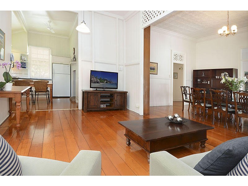 1 Sefton Rd, Clayfield QLD 4011