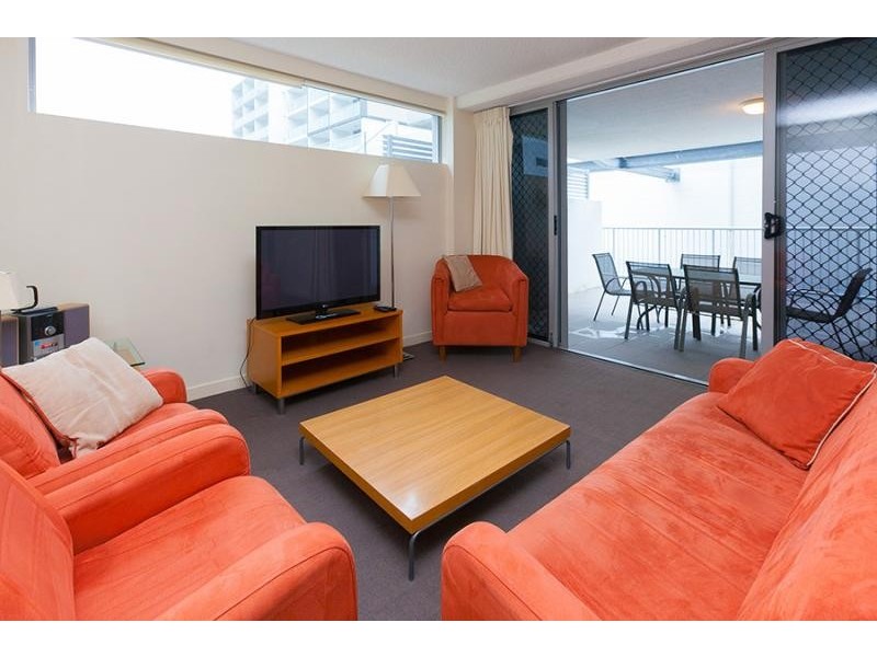 S08/8 Cordelia st, South Brisbane QLD 4101