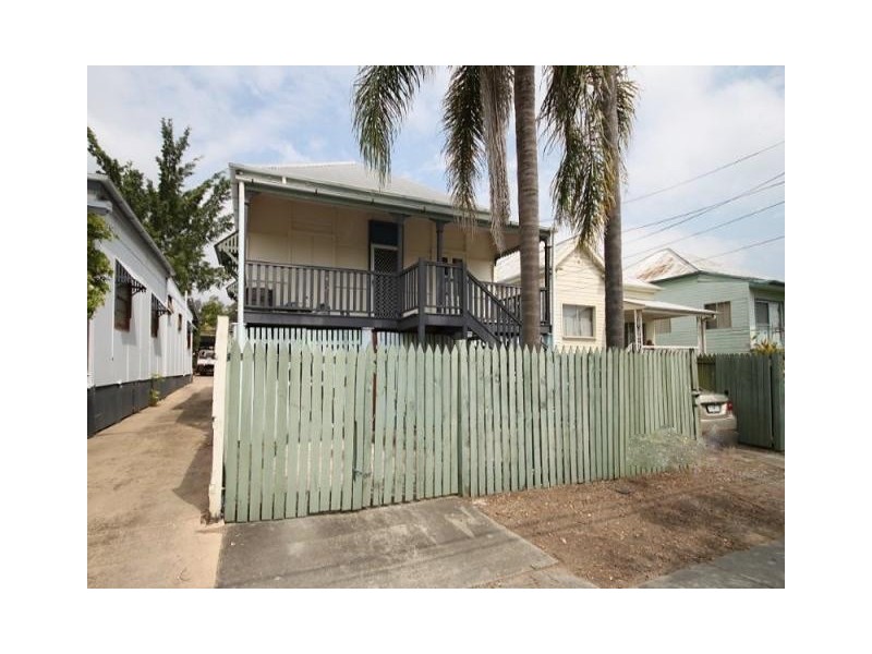 55 A Cleveland Street, Greenslopes QLD 4120