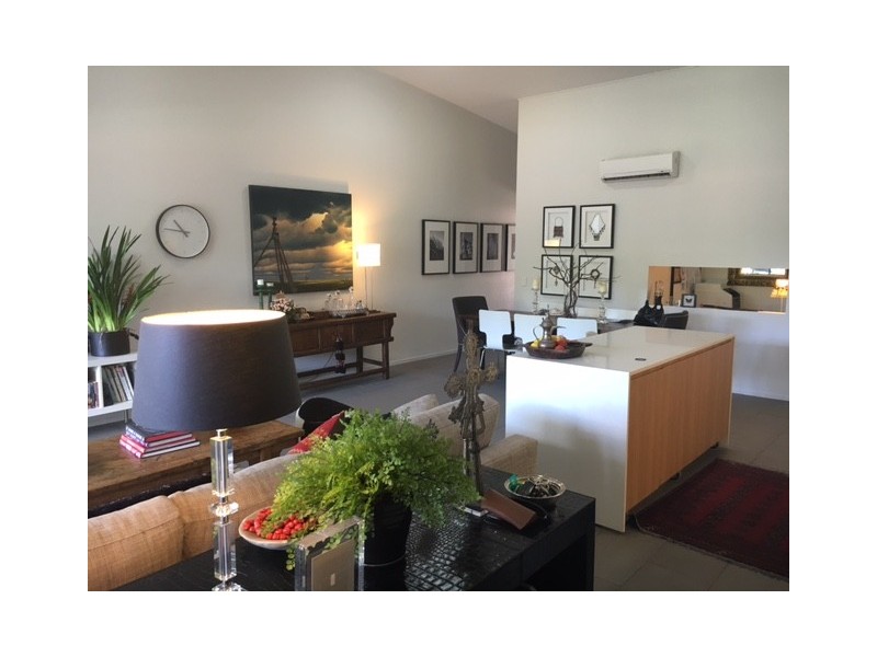 21/2 Garden Terrace, Newmarket QLD 4051