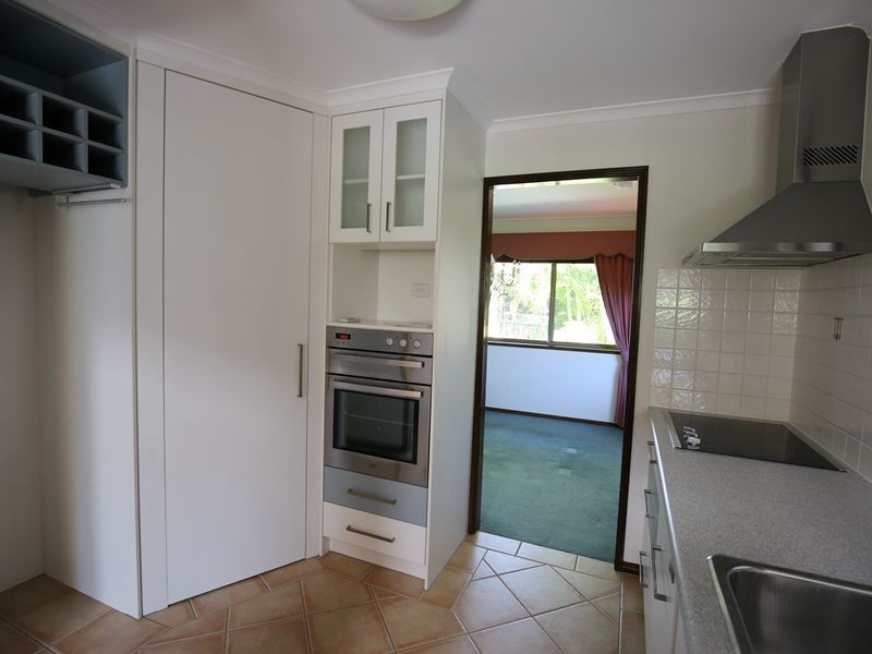 8 Firelight Street, Sunnybank Hills QLD 4109