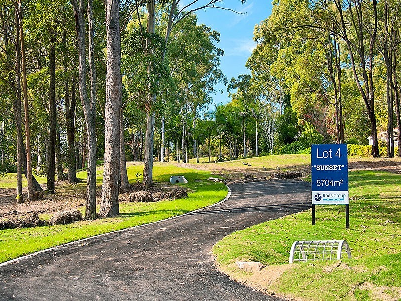 6 The Spur, Worongary QLD 4213
