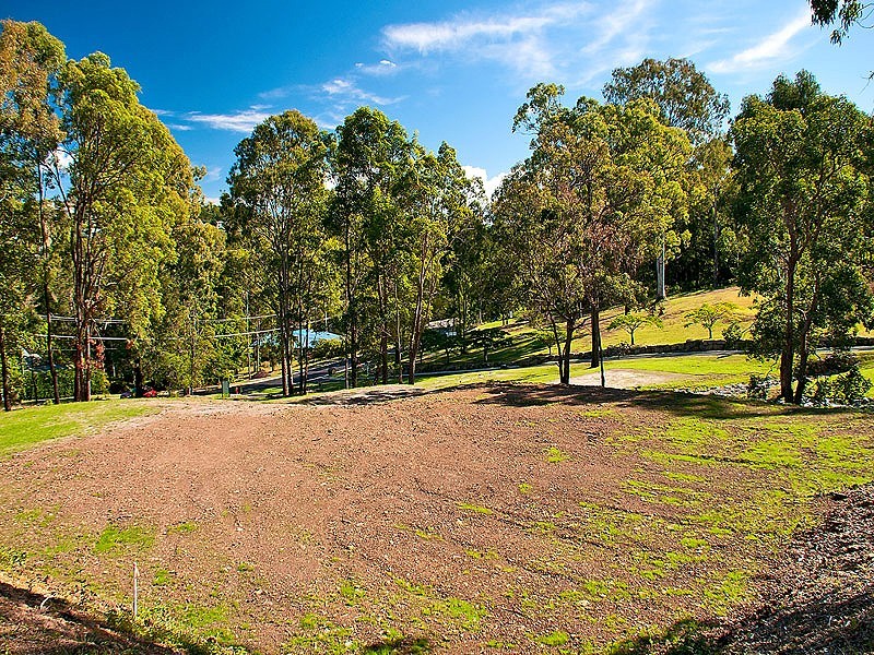 6 The Spur, Worongary QLD 4213