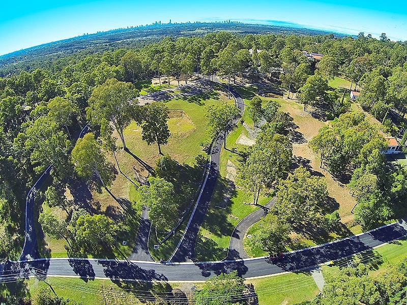 6 The Spur, Worongary QLD 4213