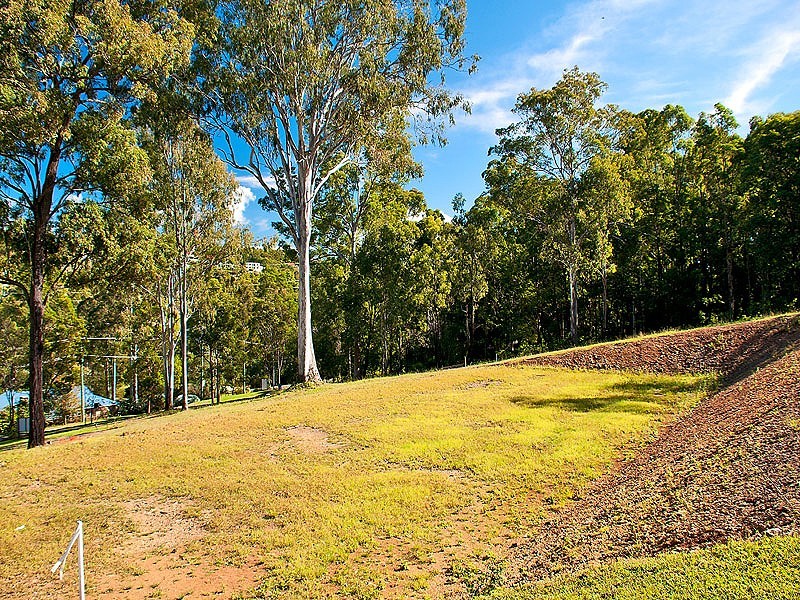 6 The Spur, Worongary QLD 4213