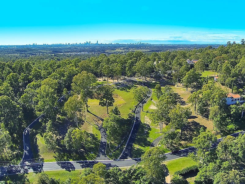6 The Spur, Worongary QLD 4213