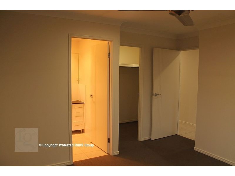 8 Altona Street, Pimpama QLD 4209