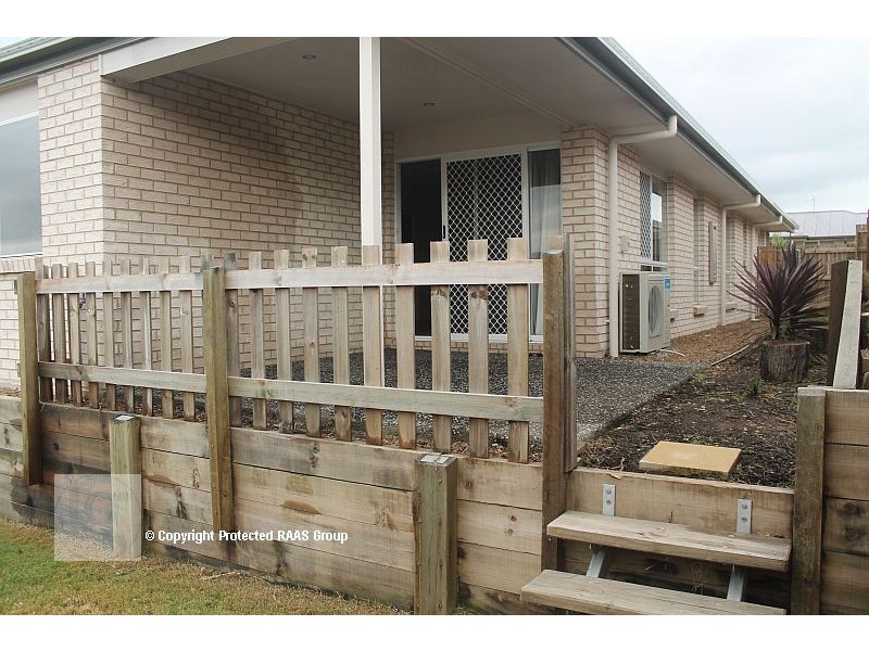 8 Altona Street, Pimpama QLD 4209