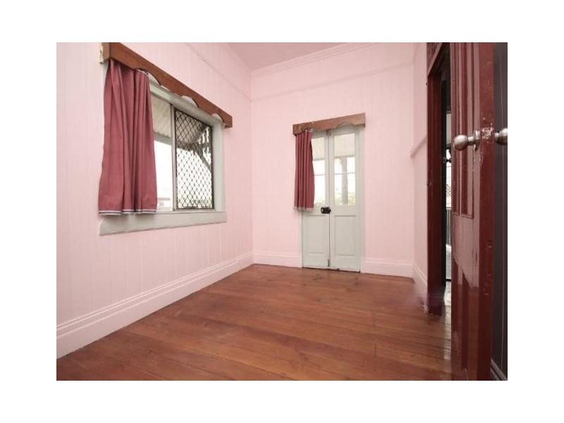 55 A Cleveland Street, Greenslopes QLD 4120