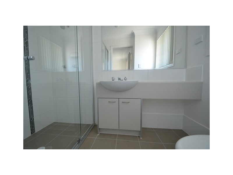 Pacific Pines QLD 4211