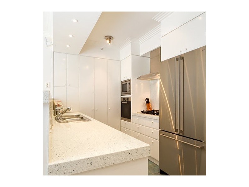 1002/1 Lennie Avenue, Main Beach QLD 4217