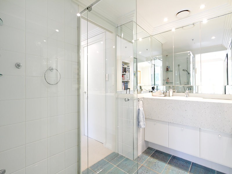 1002/1 Lennie Avenue, Main Beach QLD 4217