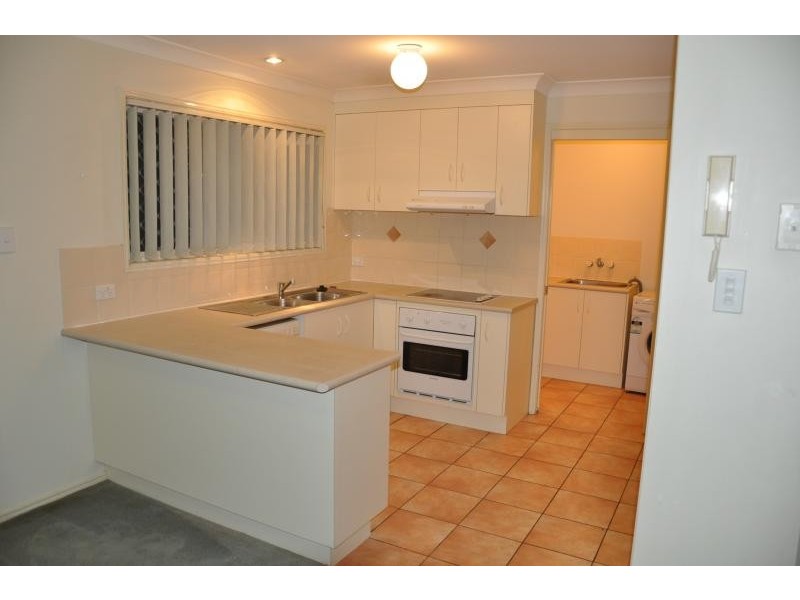 2A/12 Grandchester Street, Sunnybank Hills QLD 4109