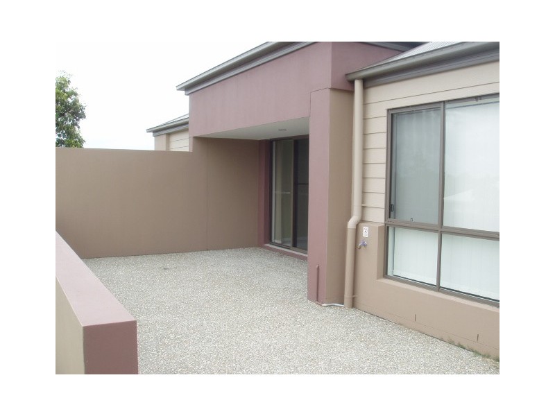 1/24 Bluetail Crescent, Upper Coomera QLD 4209