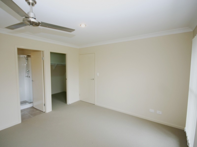 97/19 Santa Barbara Road, Hope Island QLD 4212