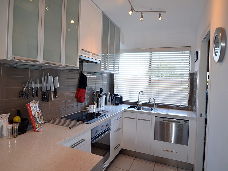 8/19 Parr Street, Biggera Waters QLD 4216