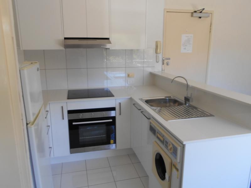 323/3 Whitmore Street, Taringa QLD 4068