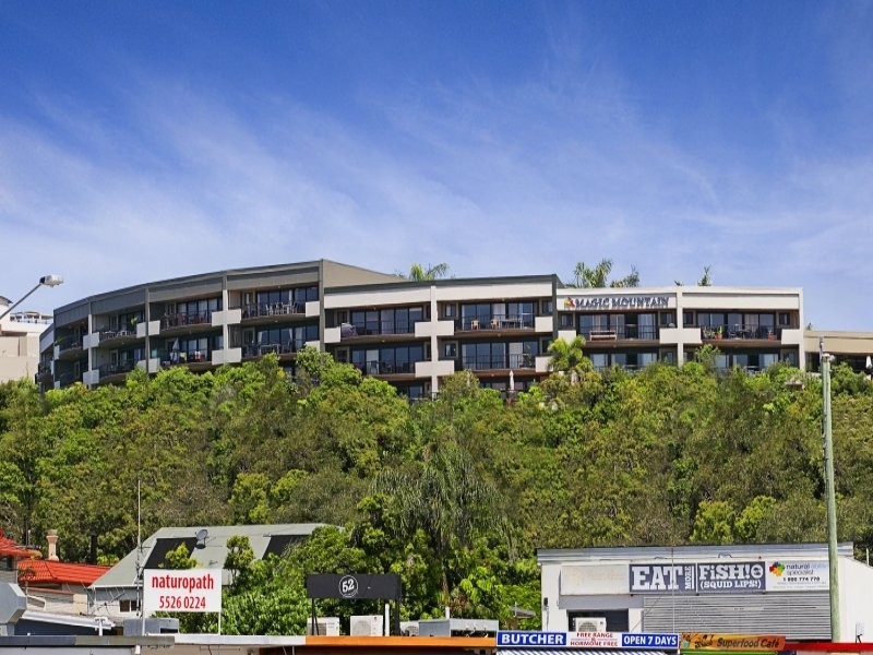 E07/1 Great Hall Dve, Nobby Beach QLD 4218