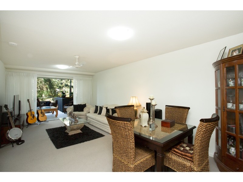 18/57 Grand Parade, Kawana Island QLD 4575