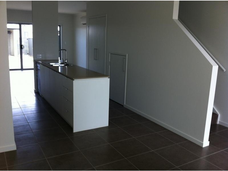 66 Mansell St, Meridan Plains QLD 4551