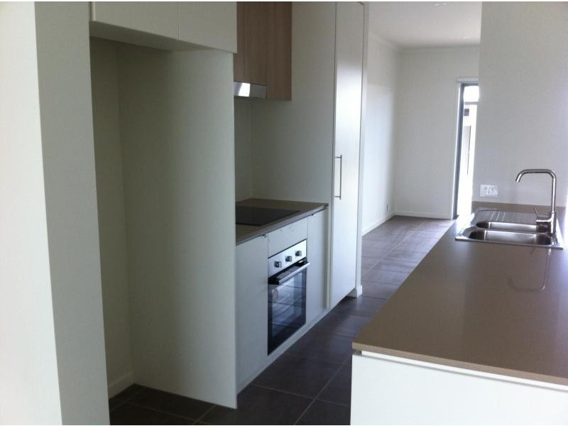 66 Mansell St, Meridan Plains QLD 4551