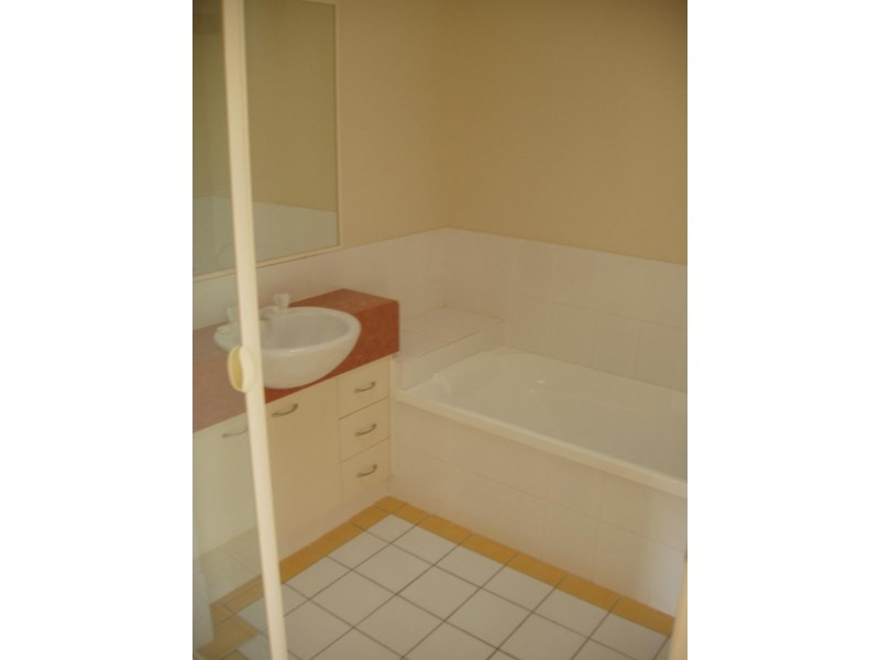 60/19 Yaun Street, Coomera QLD 4209