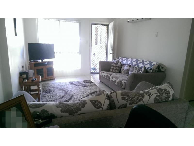 99 Peverell Street, Hillcrest QLD 4118