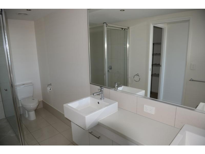 22/51 Grand Parade, Kawana Island QLD 4575