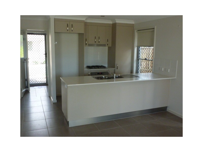 86/86 Carselgrove Ave, Fitzgibbon QLD 4018