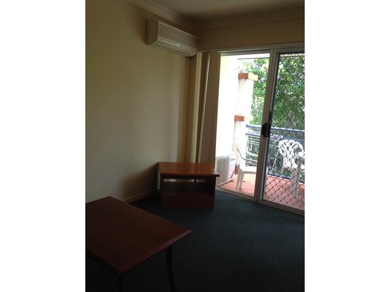 150 Marina Parade, Southport QLD 4215