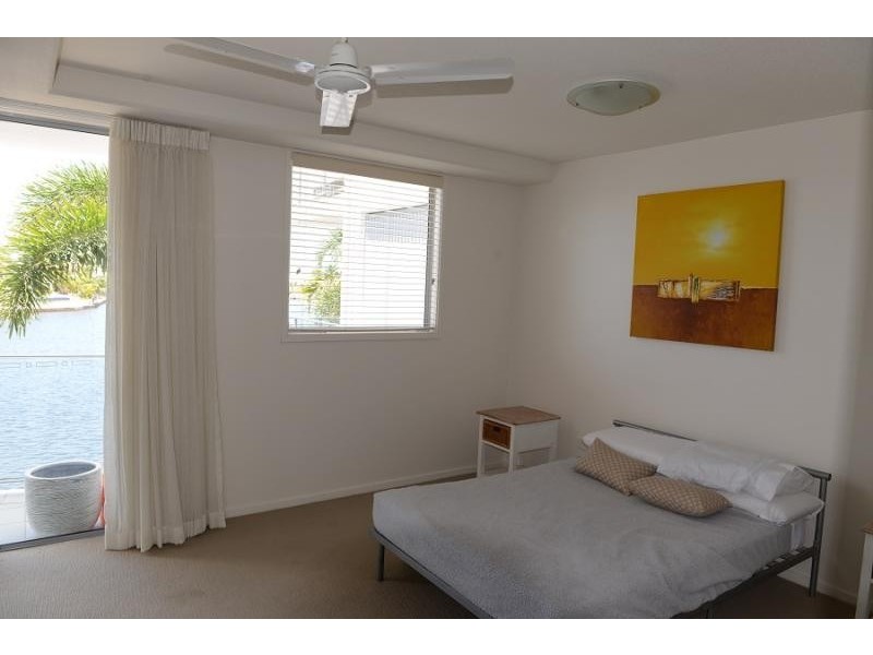 19/51 Grand Parade, Kawana Island QLD 4575
