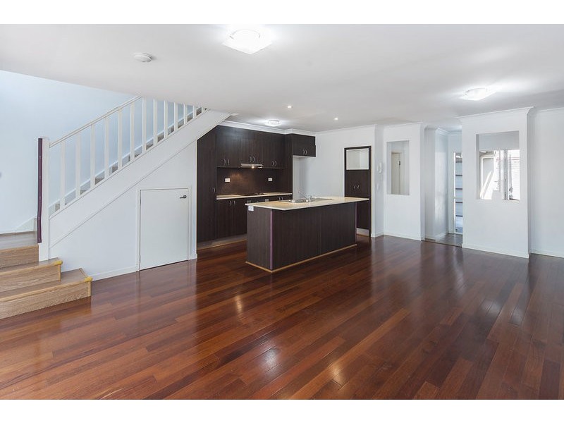 Biggera Waters QLD 4216