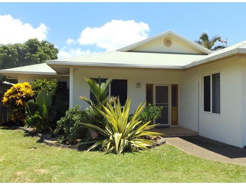 33 MEANDER CLOSE, Brinsmead QLD 4870