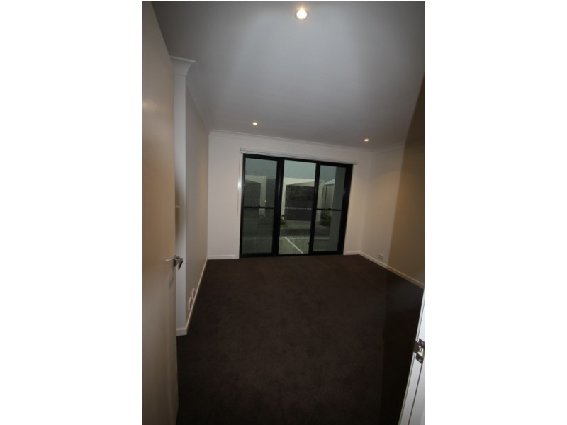 #/87 Peninsula Drive, Robina QLD 4226