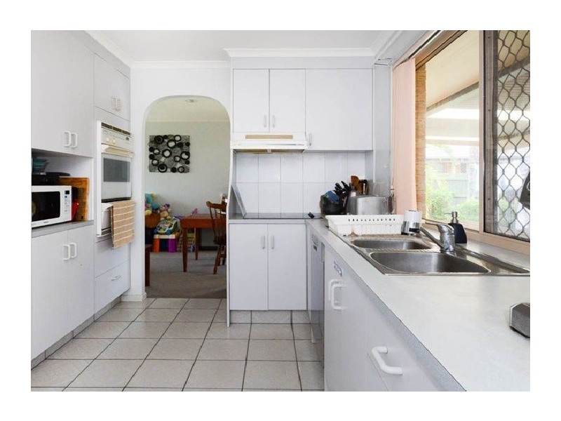 2 Jasmin Circuit, Bokarina QLD 4575