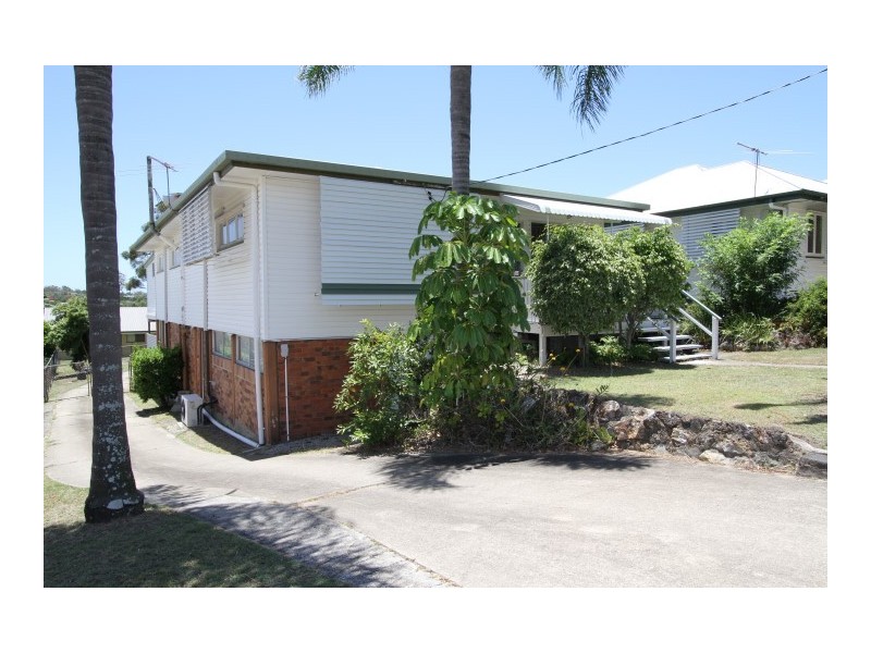 //30 Curwen Tce, Chermside QLD 4032