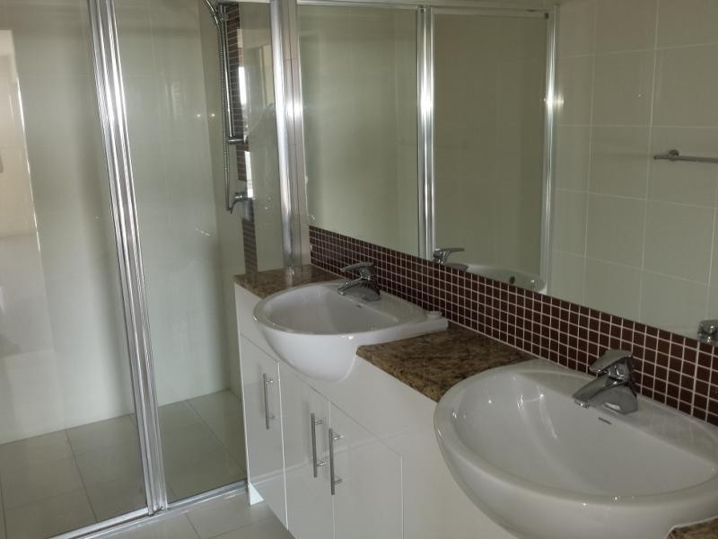 606/89 Landsborough Avenue, Scarborough QLD 4020