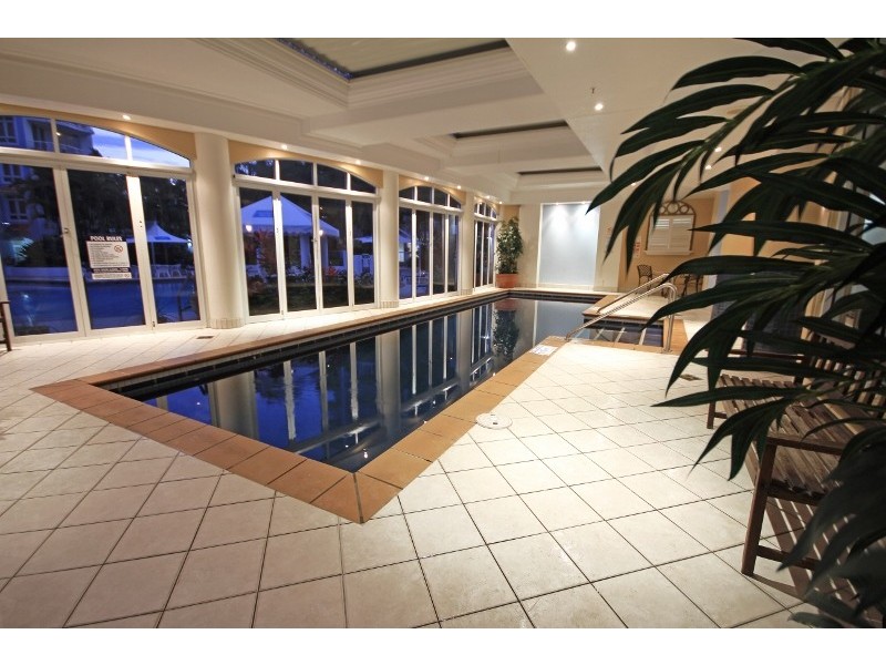 1018/2633 Gold Coast Highway, Broadbeach QLD 4218