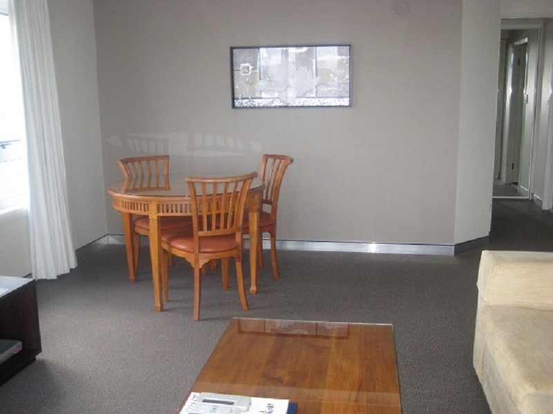 1097/2633 Gold Coast Highway, Broadbeach QLD 4218