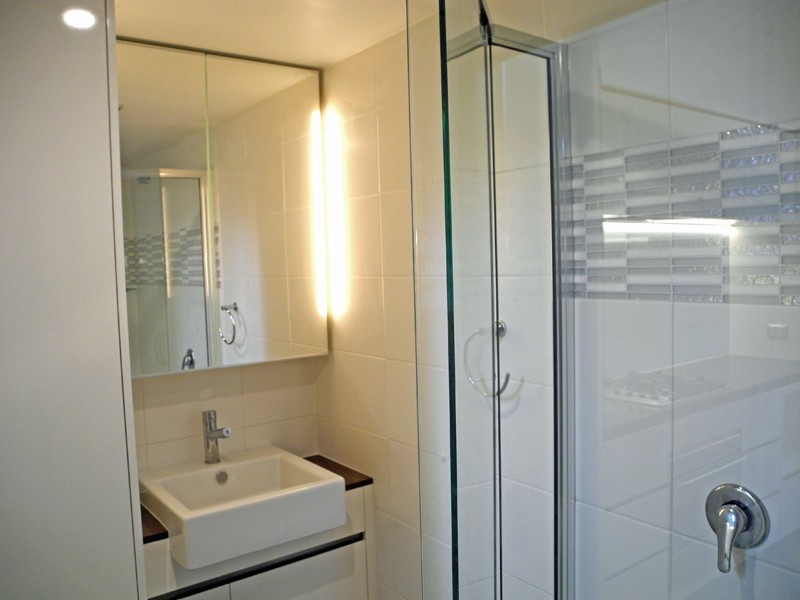 4/15 Walsh St, Milton QLD 4064