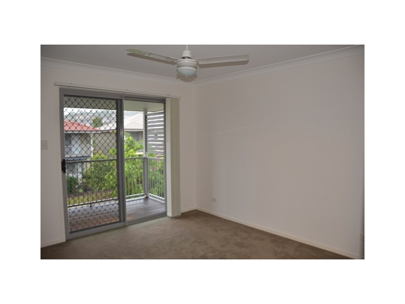 Pacific Pines QLD 4211