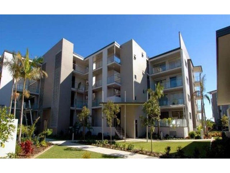 26/7 Grand Parade, Kawana Island QLD 4575